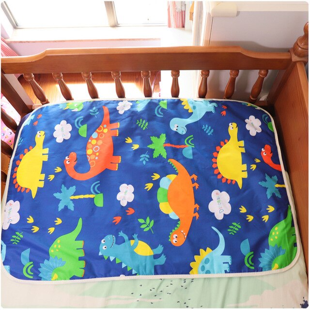 4 Sizes Baby Waterproof Sheet Urine Changing Pads Urine Pad Cartoon Reusable Infant Bedding Nappy Burp Mattress Changing Mat